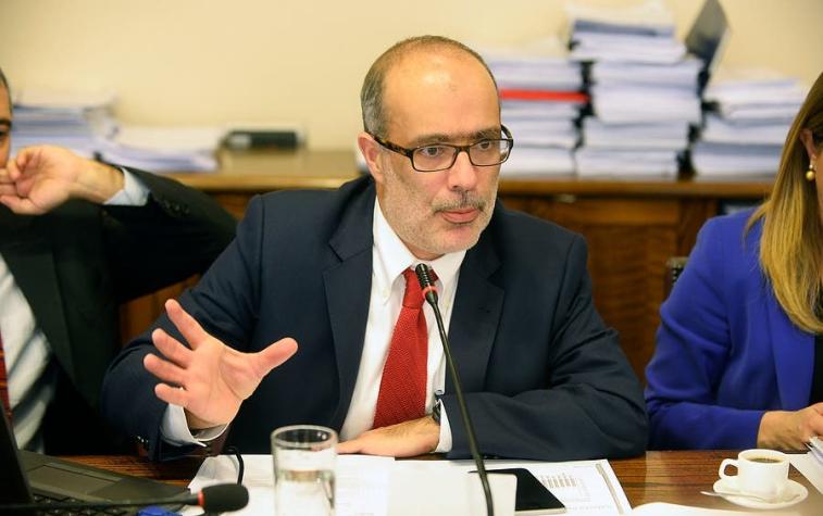 Ministro Valdés por reforma a pensiones: "En este caso hay posiciones políticas muy marcadas"