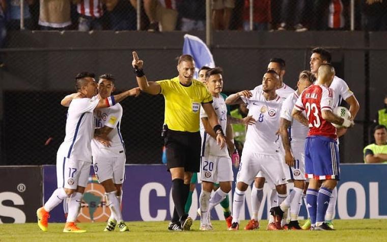 Designados los árbitros para próximos partidos de Chile en las Clasificatorias Sudamericanas