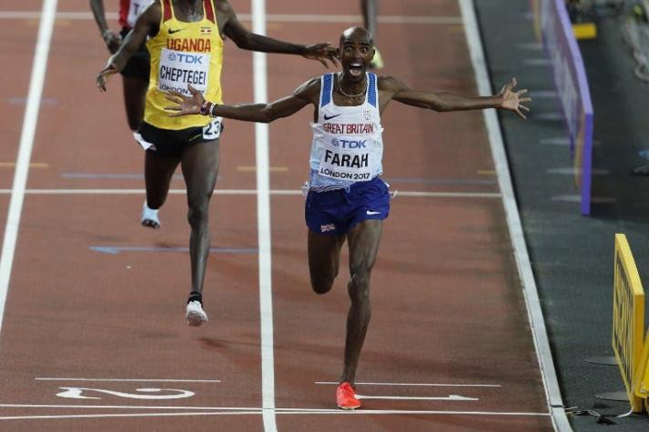 Británico Mo Farah conserva su título mundial de 10.000 metros en electrizante carrera