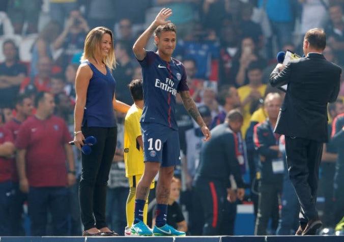 Neymar presentado ante hinchas del PSG: “Vine aquí por un gran reto, ¡París es mágico!”