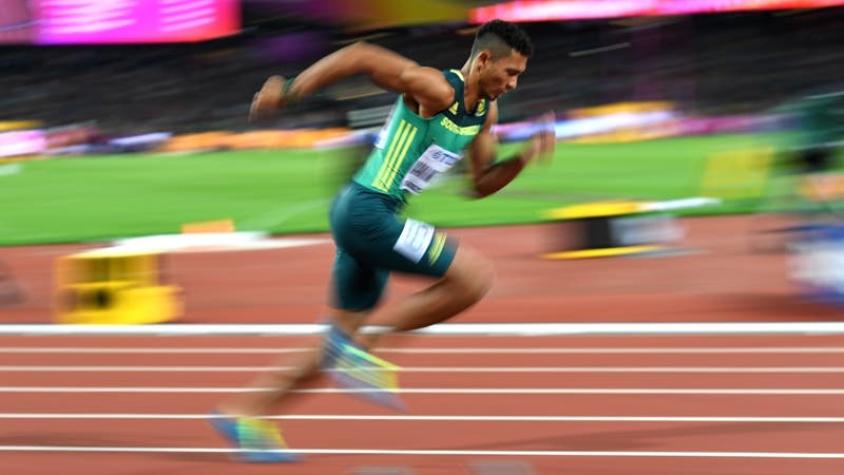 Van Niekerk gana el oro en 400 metros en su primer paso para suceder a Bolt