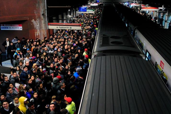 Metro registró congestión y retraso en frecuencia esta mañana en Línea 1