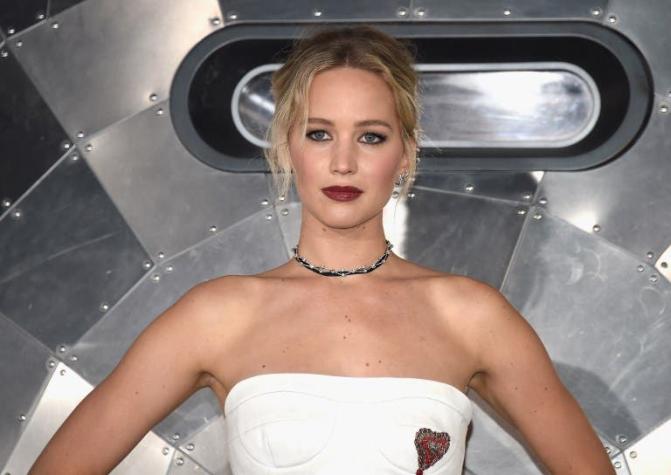 Jennifer Lawrence confirma relación amorosa con director 22 años mayor que ella
