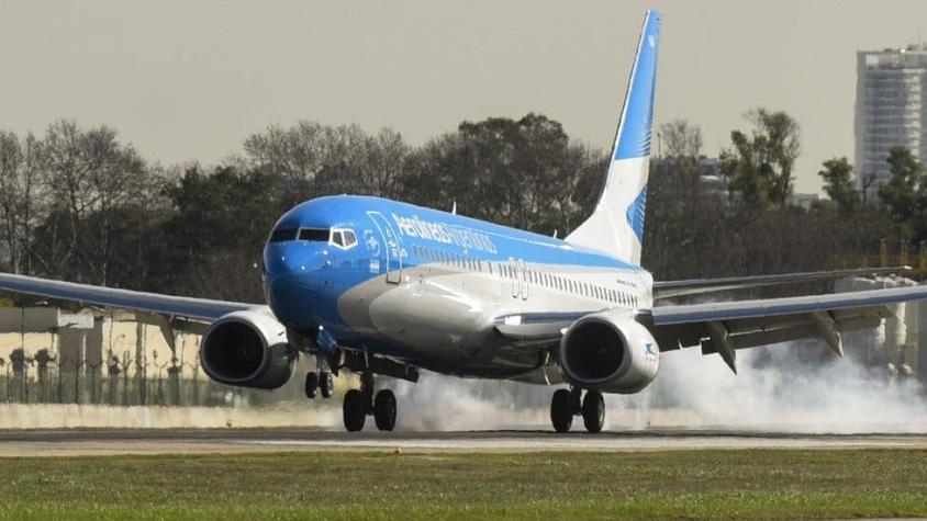 Aerolíneas Argentinas suspende la venta de pasajes de Buenos Aires a Caracas
