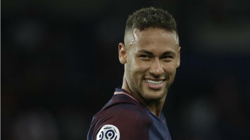Neymar "baila" al Toulouse en su estreno en el Parque de los Príncipes con el PSG