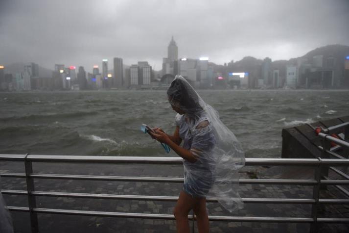 Tifón Hato deja doce muertos tras azotar a Macao y Hong Kong