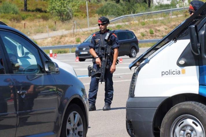 Francia: Sujeto hiere con cuchillo a tres personas en el centro de Marsella