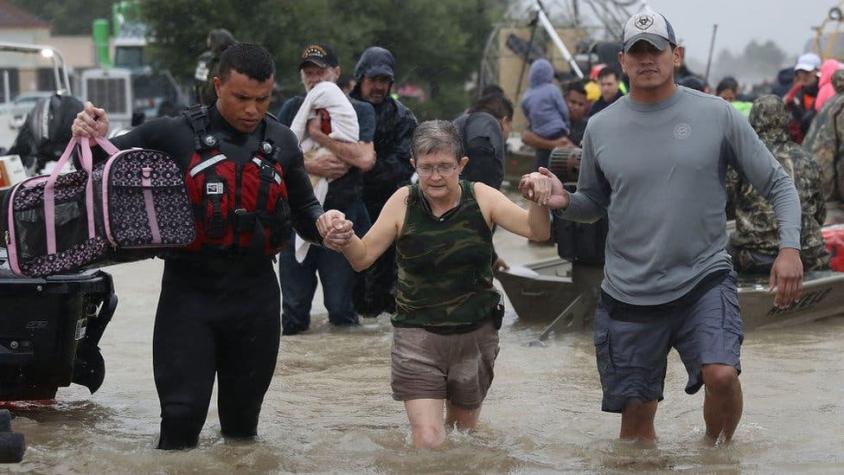 ¿Por qué es complicado que México envíe ayuda a EEUU con la devastación del huracán Harvey?