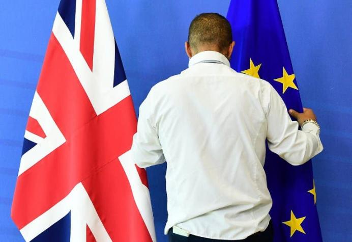 UE critica a Reino Unido por Brexit: "Quedan muchas cuestiones por resolver"