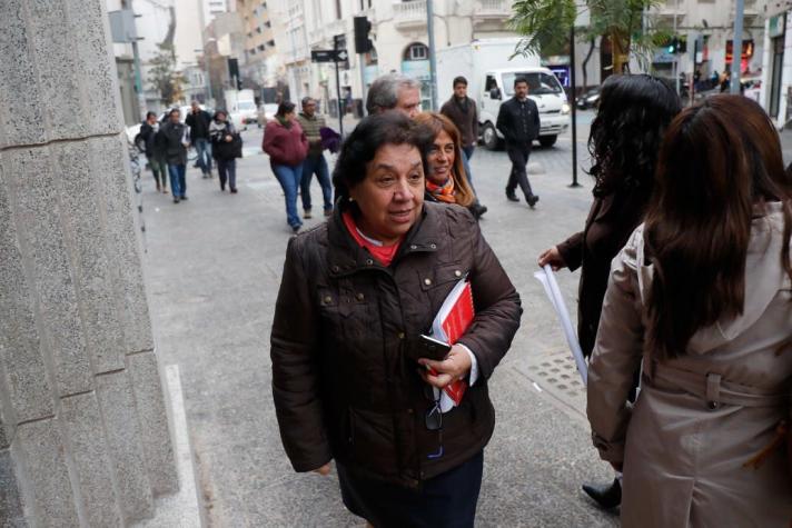 Nelly Díaz es demandada por funcionarios del Registro Civil