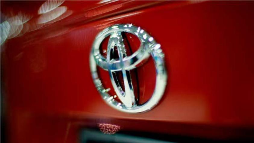 Toyota compraría participación en Mazda
