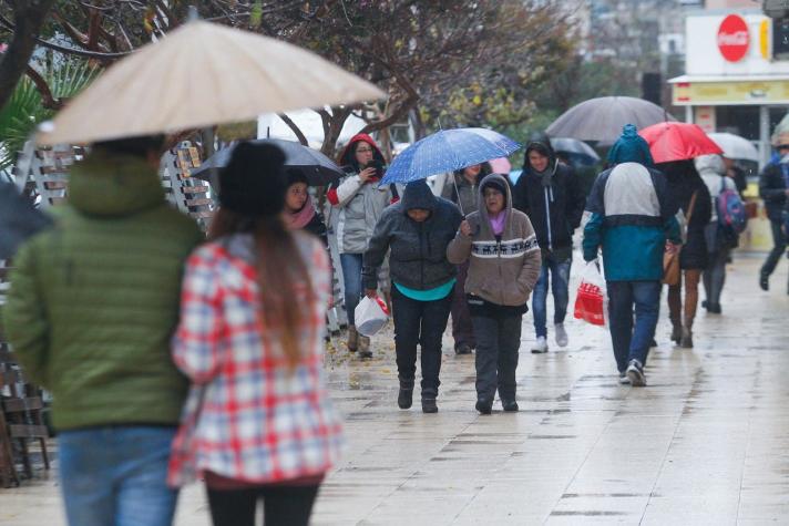 Enel activa plan preventivo por pronóstico de lluvia en Región Metropolitana