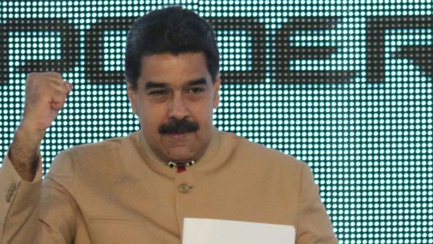 Maduro dice que Venezuela venderá petróleo en monedas distintas al dólar