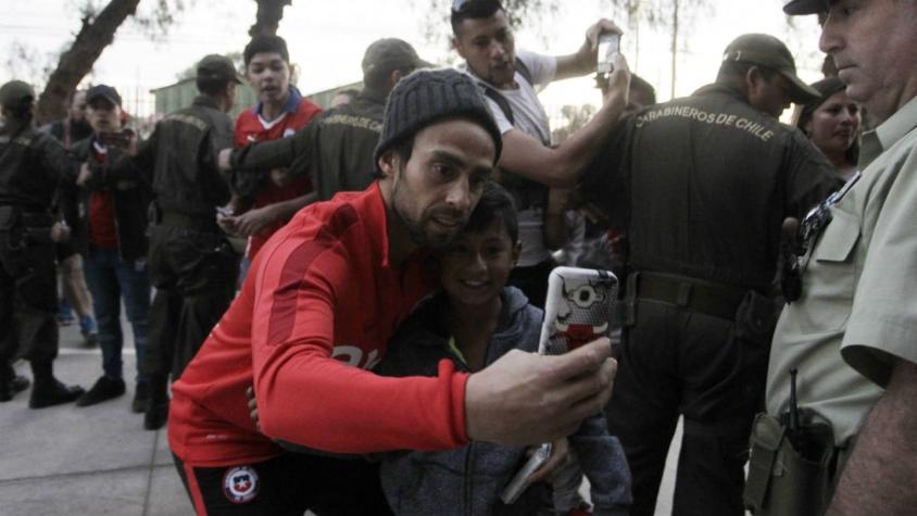 [VIDEO] Locura por "La Roja" en Calama: 6.500 hinchas estuvieron en práctica de Chile