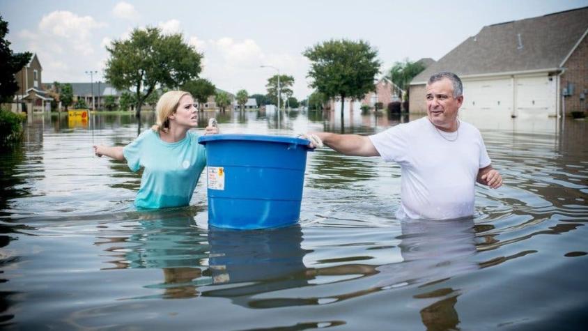 Cómo las inundaciones del huracán Harvey en Houston hundieron la corteza de la Tierra 2 centímetros