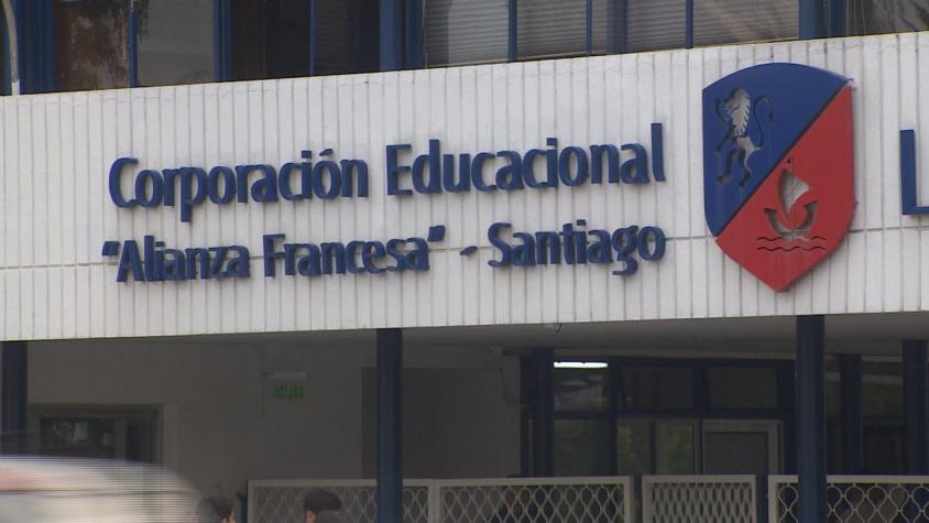 [VIDEO] Investigan suicidio de escolar en barrio alto de Santiago