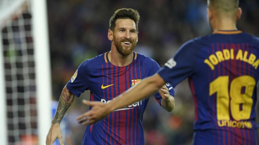 Barcelona golea al Espanyol en derbi catalán con triplete de Lionel Messi