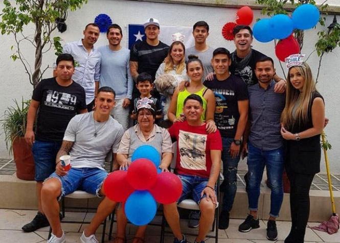 [FOTO] Futbolistas chilenos en México se reúnen para celebrar las Fiestas Patrias