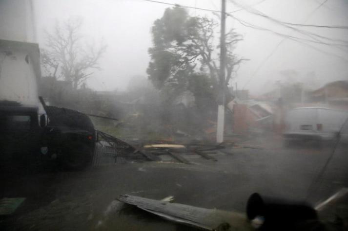 Puerto Rico sin luz y en “devastación total” tras el paso del huracán María
