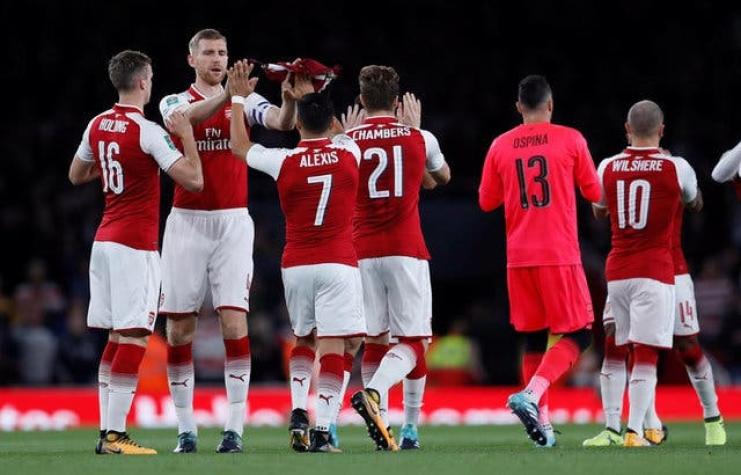 Alexis brinda pase gol en laborioso triunfo del Arsenal ante equipo de 3° División
