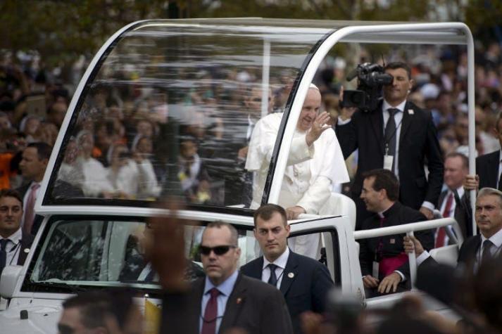 Papa Francisco reutilizará tres papamóviles durante su visita a Chile