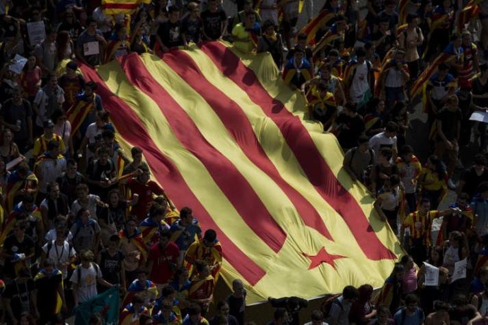Movilización estudiantil en Cataluña para defender referéndum de independencia