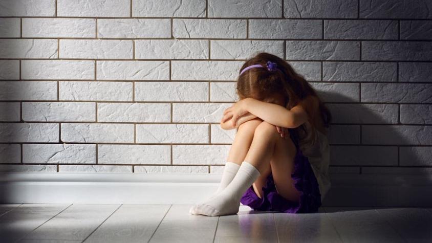 Una niña uruguaya de 10 años filmó su propia violación para que los adultos le creyeran