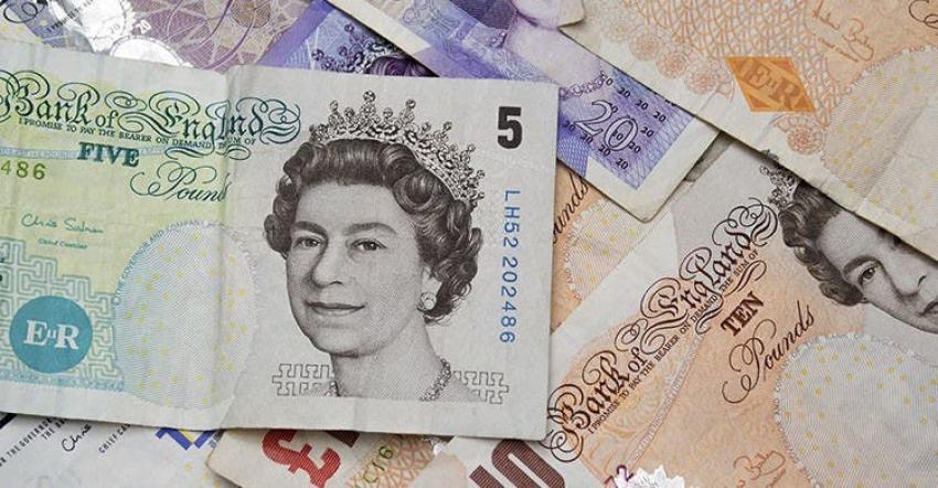 Reino Unido saca una nueva moneda de una libra para combatir el fraude