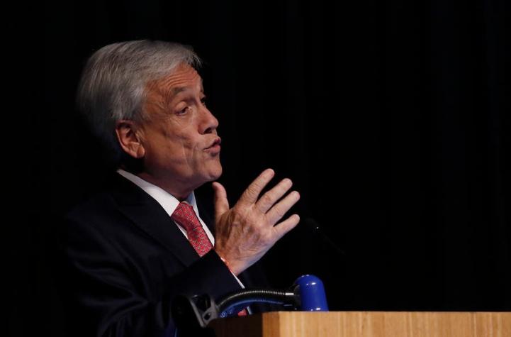 Piñera califica como "bajeza" y "campaña del terror" minuta de comando de Guillier