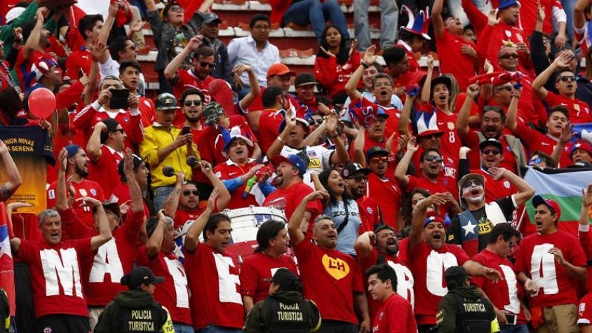 FIFA multa a Chile por décima vez debido a cantos homofóbicos de sus hinchas