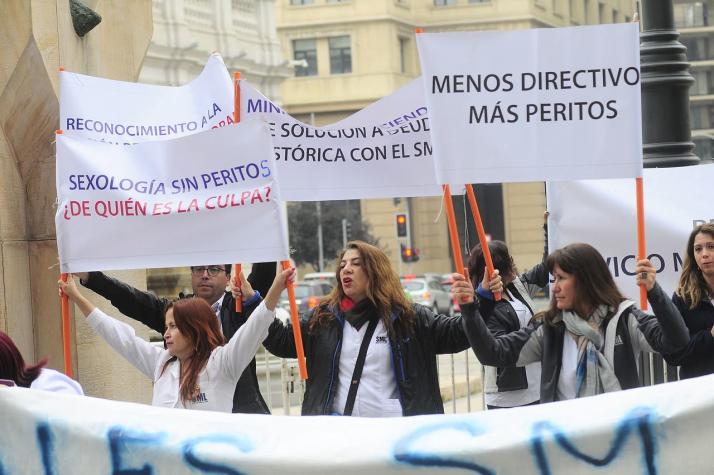 Servicio Médico Legal depone paro y reanuda sus actividades tras manifestación de familiares