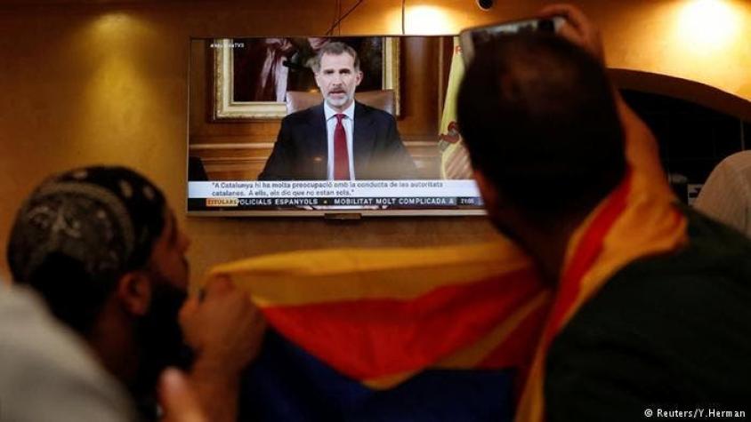 Felipe pide que se asegure “orden constitucional” de España