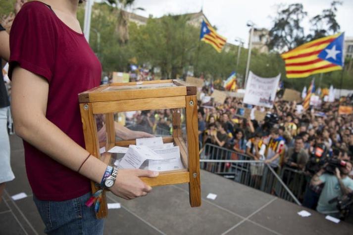 Gobierno catalán: 90,18% de votos a favor de la independencia en polémico y prohibido referéndum