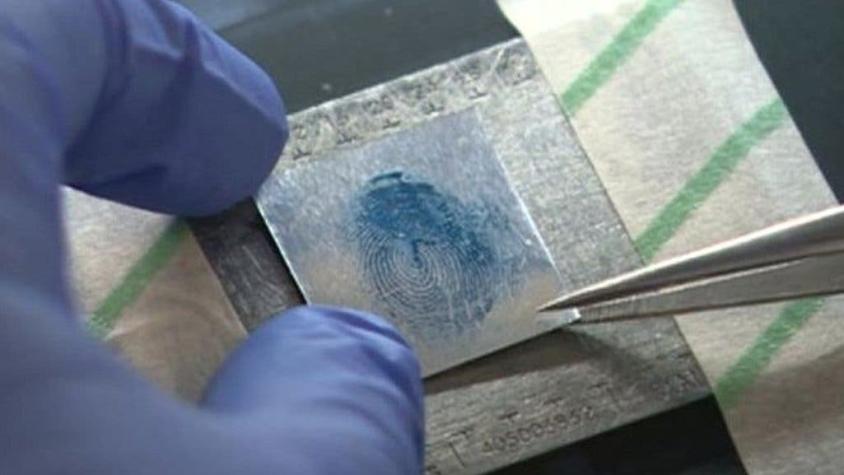 El polémico sensor de huellas dactilares que detecta si tocaste un condón o si consumiste cocaína