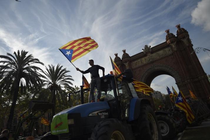 [VIDEO] Cataluña "suspende" su independencia