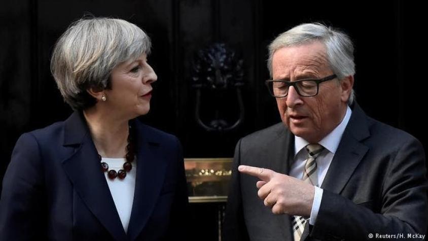 May viaja a Bruselas para impulsar negociaciones del "brexit"