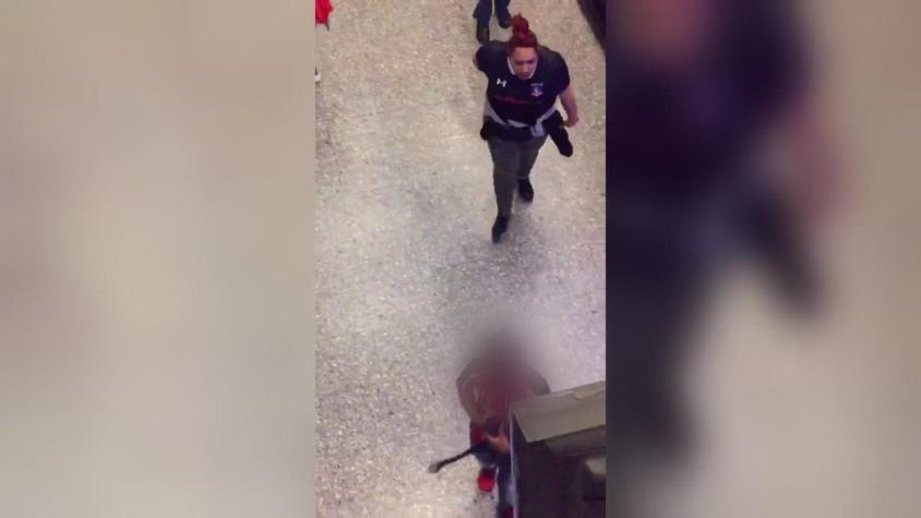 [VIDEO] Violencia en el fútbol: barristas se enfrentan en el metro