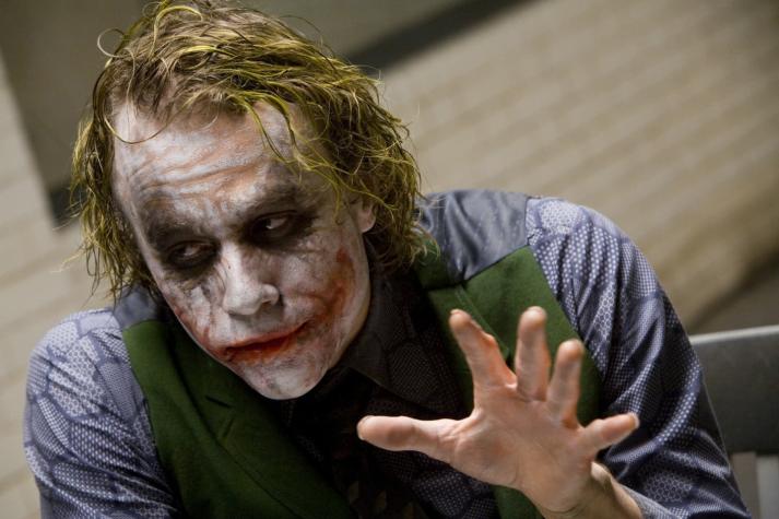 Christian Bale revela uno de los enigmas del "Joker" de Heath Ledger