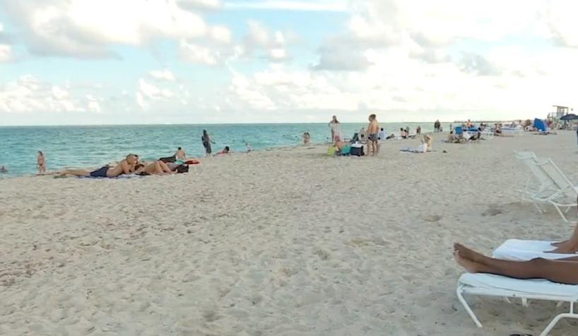 [VIDEO] Dramática medida en playas de Miami por delincuencia
