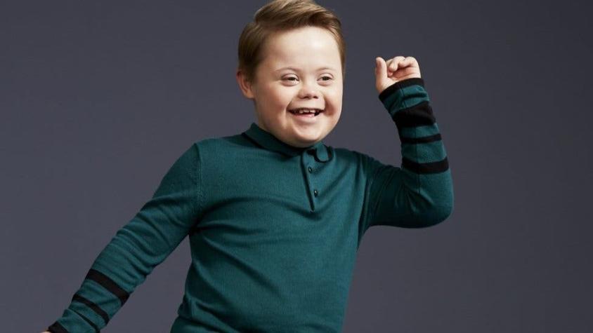 El niño con síndrome de Down que debuta como modelo