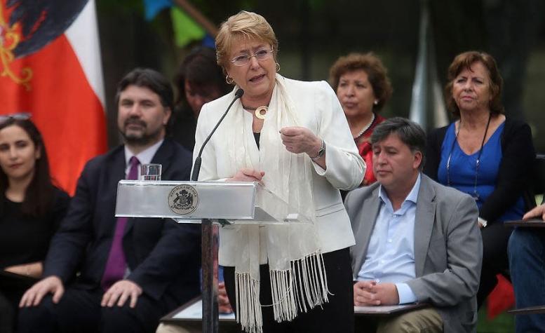 Bachelet critica a quienes recurren "al miedo como instrumento político"