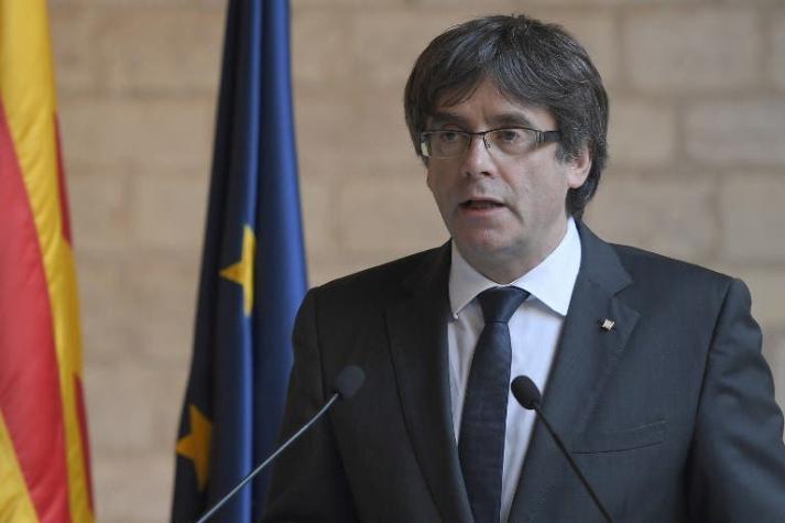 Puigdemont rechaza convocar a elecciones anticipadas en Cataluña