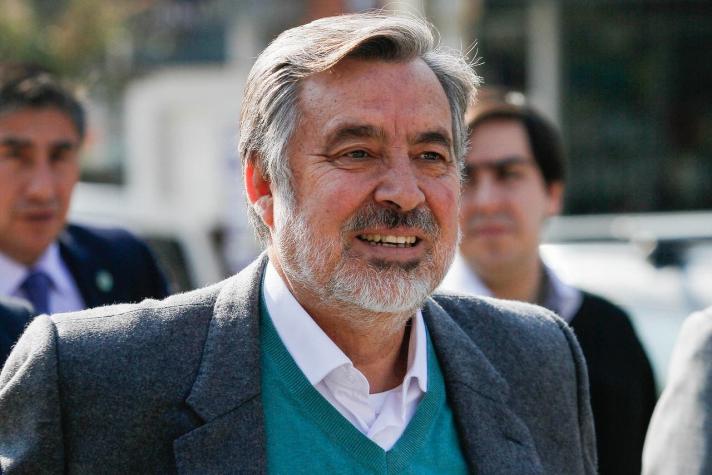 Guillier por eventual triunfo de Piñera: "es un peligro para la gobernabilidad política de Chile"