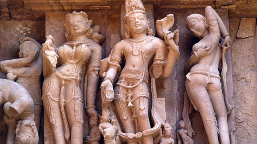 ¿Por qué el sexo se volvió un tabú en India, el país del Kamasutra y los templos eróticos?