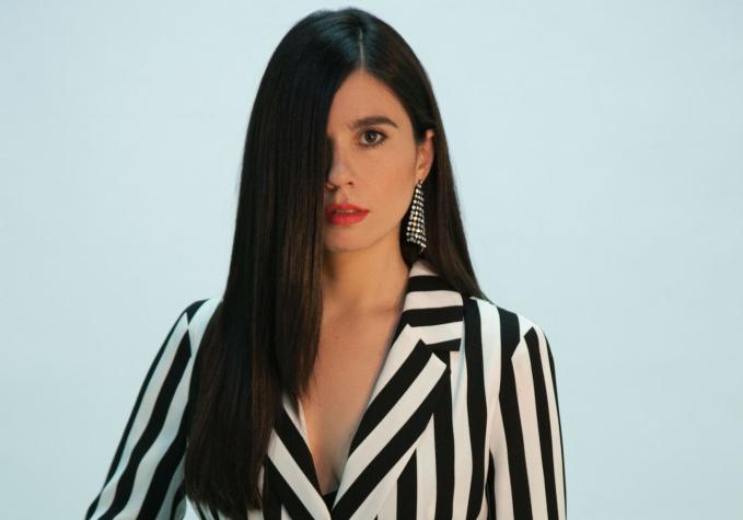 Javiera Mena lanza "Dentro de ti", el primer single de su próximo disco