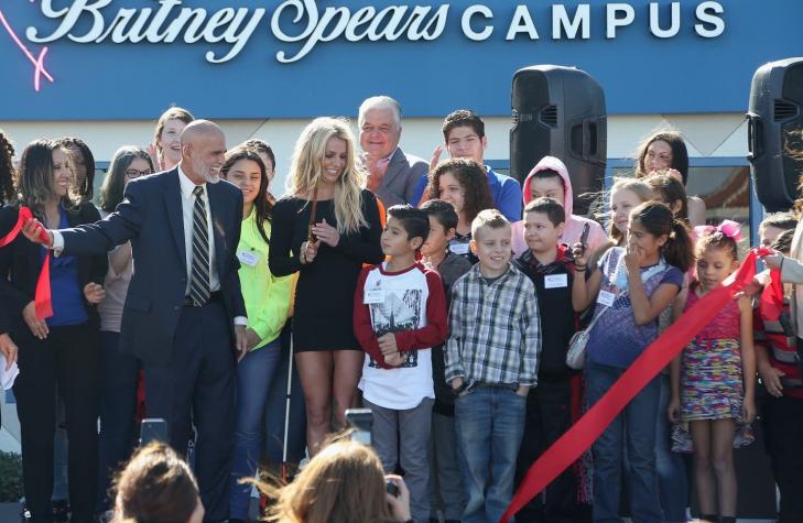 Britney Spears inaugura nueva fundación para niños con cáncer