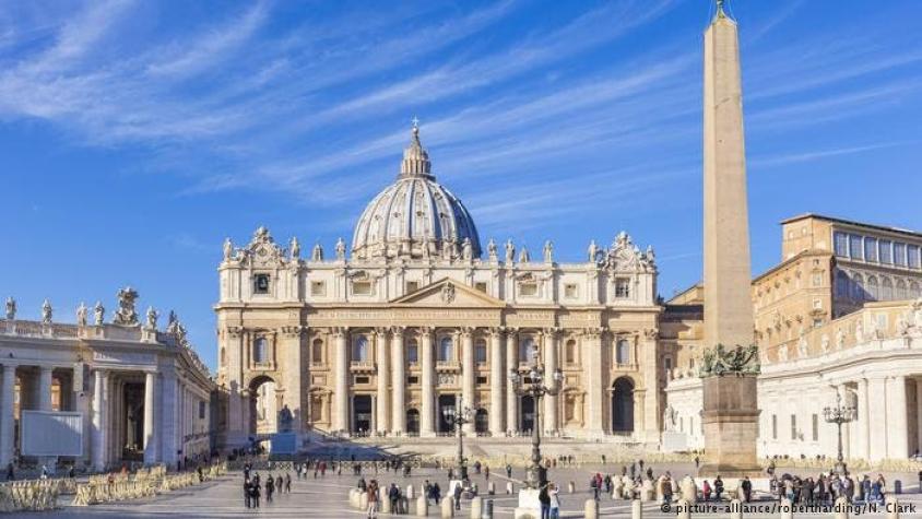Vaticano dejará de vender cigarrillos en 2018