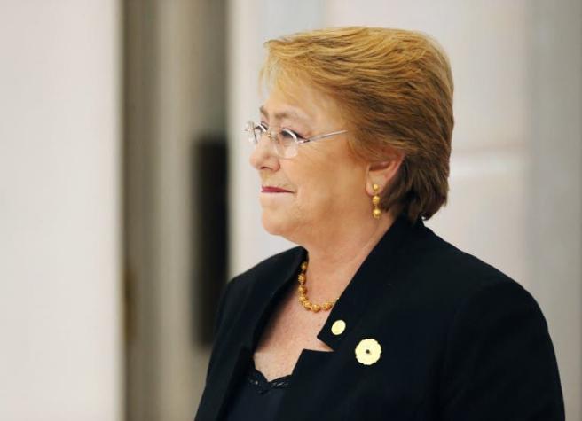 Bachelet hace llamado a "respetar y defender" el derecho de vivir de las personas trans en Chile