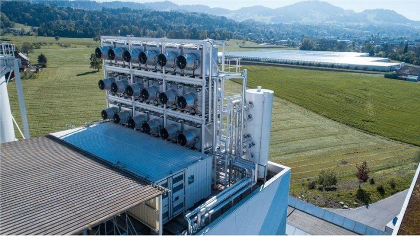 La máquina suiza que puede absorber CO2 de la atmósfera y transformarlo en un producto