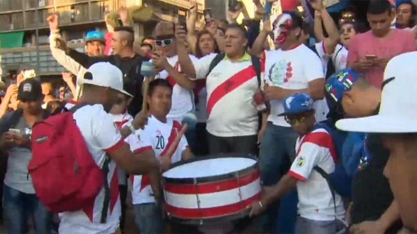[VIDEO] La fiesta peruana en la Plaza de Armas esperando el duelo ante Nueva Zelanda